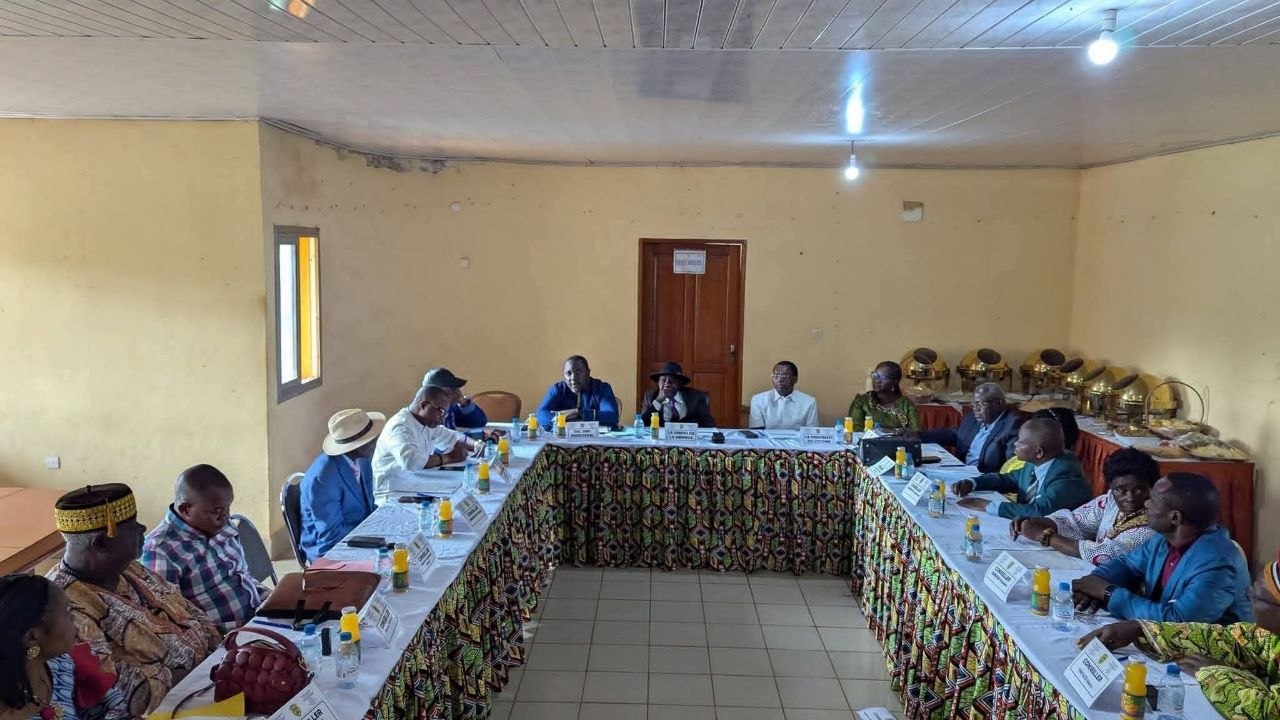 Session du Conseil syndical du SYCOME à la Préfecture de Dschang